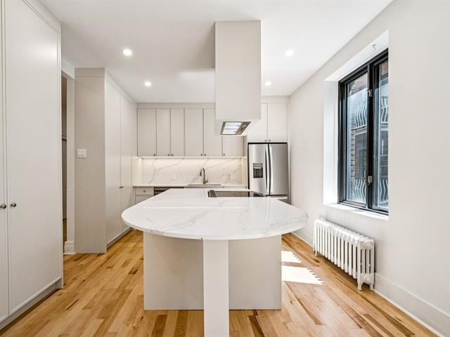 3299 Av. Van Horne|Montréal (Côte-des-Neiges/Notre-Dame-de-Grâce), Quebec H3S1R3