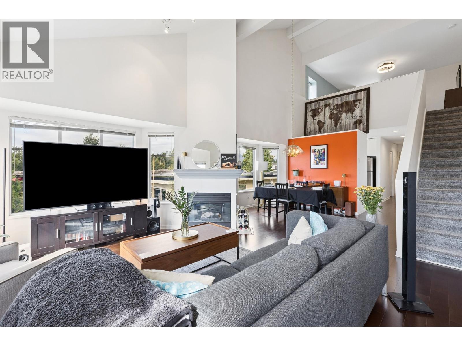 Property image for 303 131 W 20TH STREET|North Vancouver, British Columbia V7M1Y2