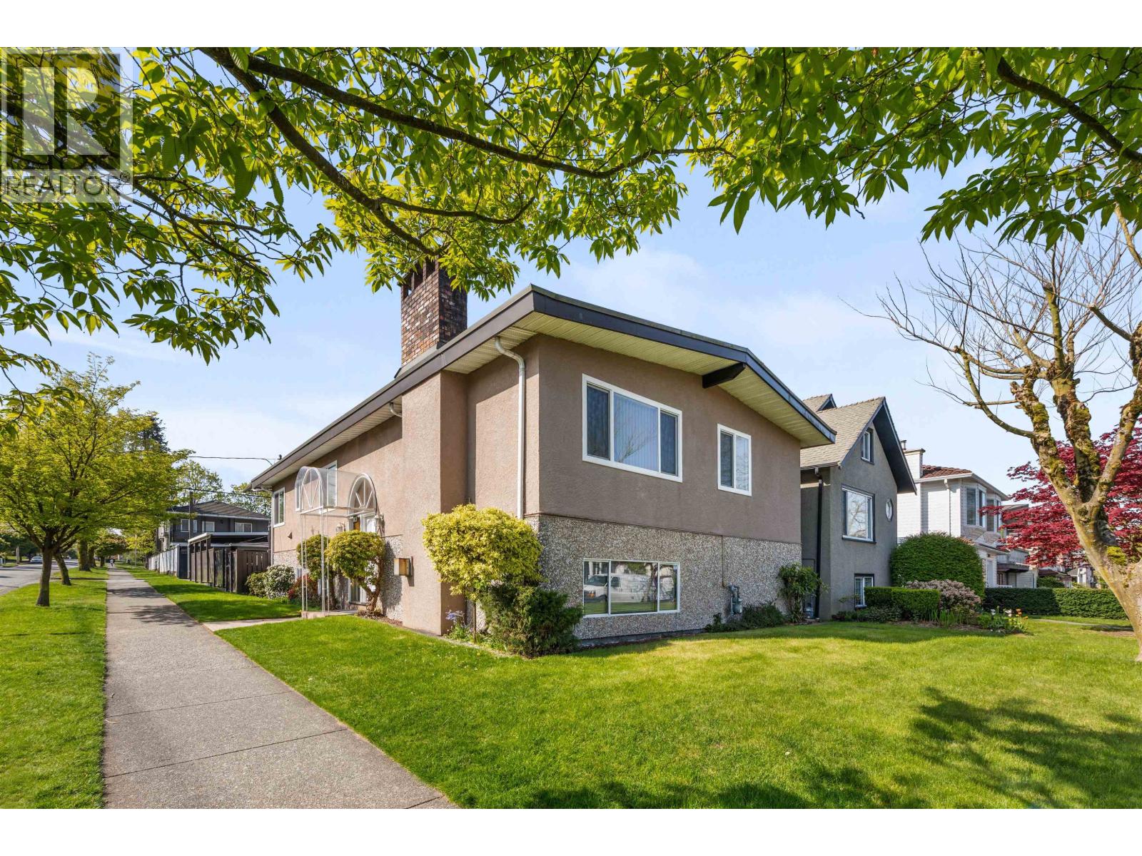 Property image for 1425 SLOCAN STREET|Vancouver, British Columbia V5K4X5