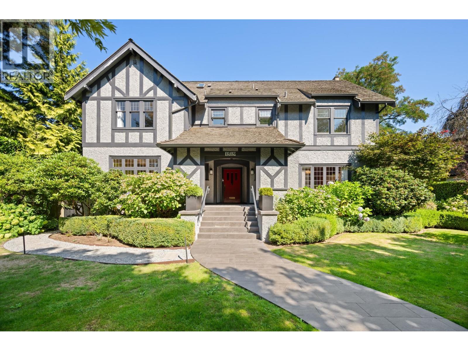 Property image for 1519 W 35TH AVENUE|Vancouver, British Columbia V6M1H1