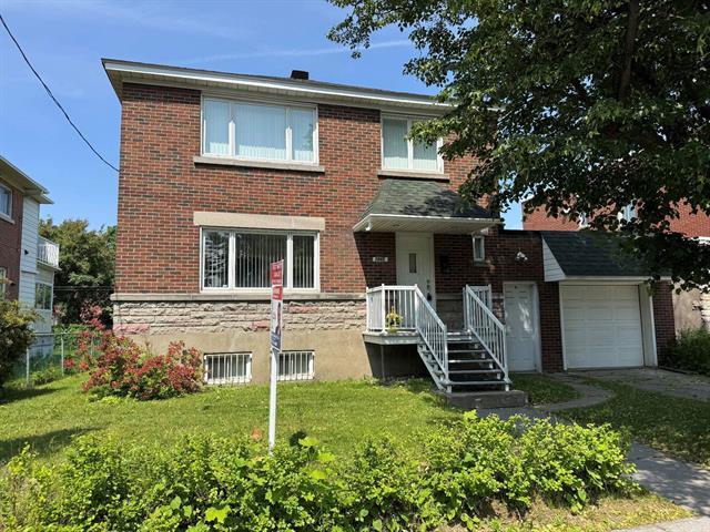 7945 Rue des Écores|Montréal (Villeray/Saint-Michel/Parc-Extension), Quebec H2E2W8