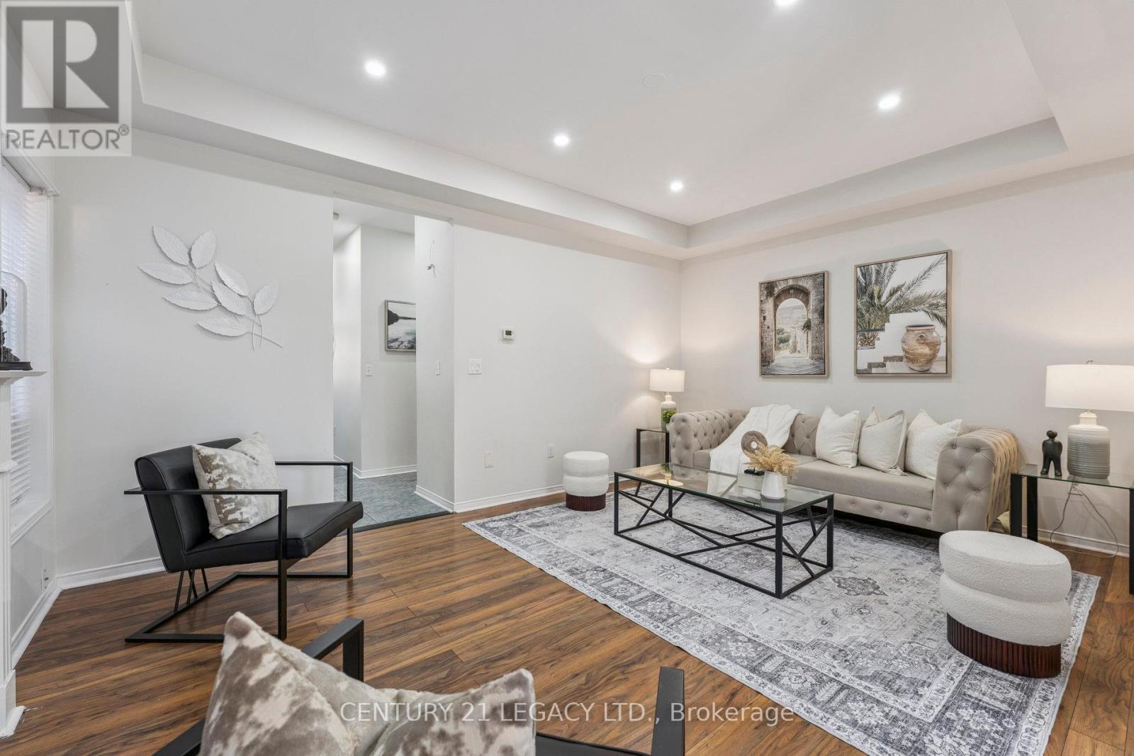 Property image for 52 PENNYROYAL CRESCENT|Brampton (Bramalea North Industrial), Ontario L6S6J7