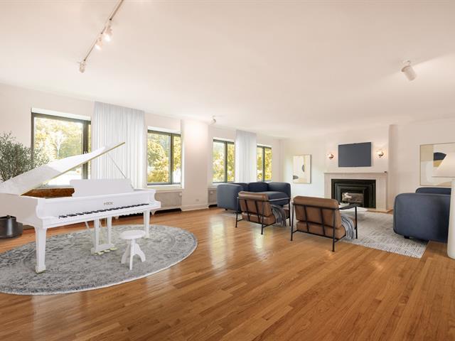 3982 Ch. de la Côte-des-Neiges|#A54|Montréal (Ville-Marie), Quebec H3H1W2