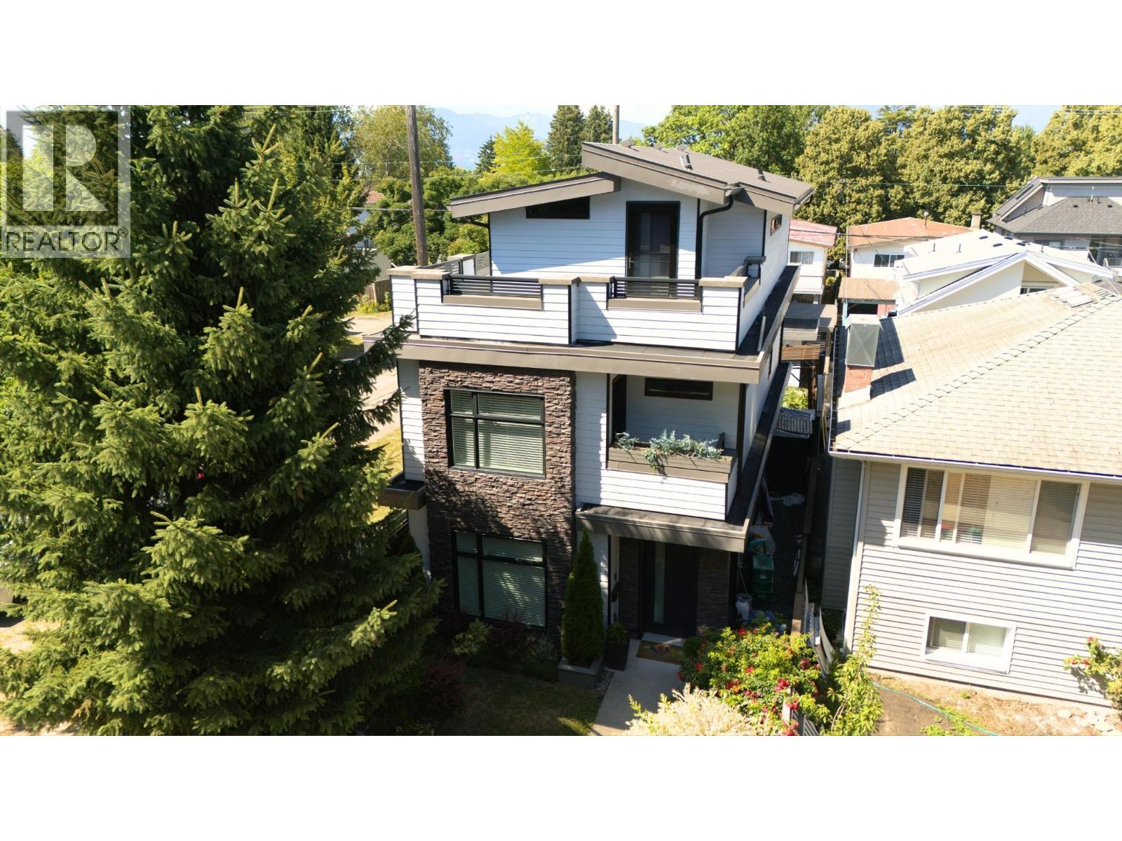 1805 E 37TH AVENUE|Vancouver, British Columbia V5P1E9