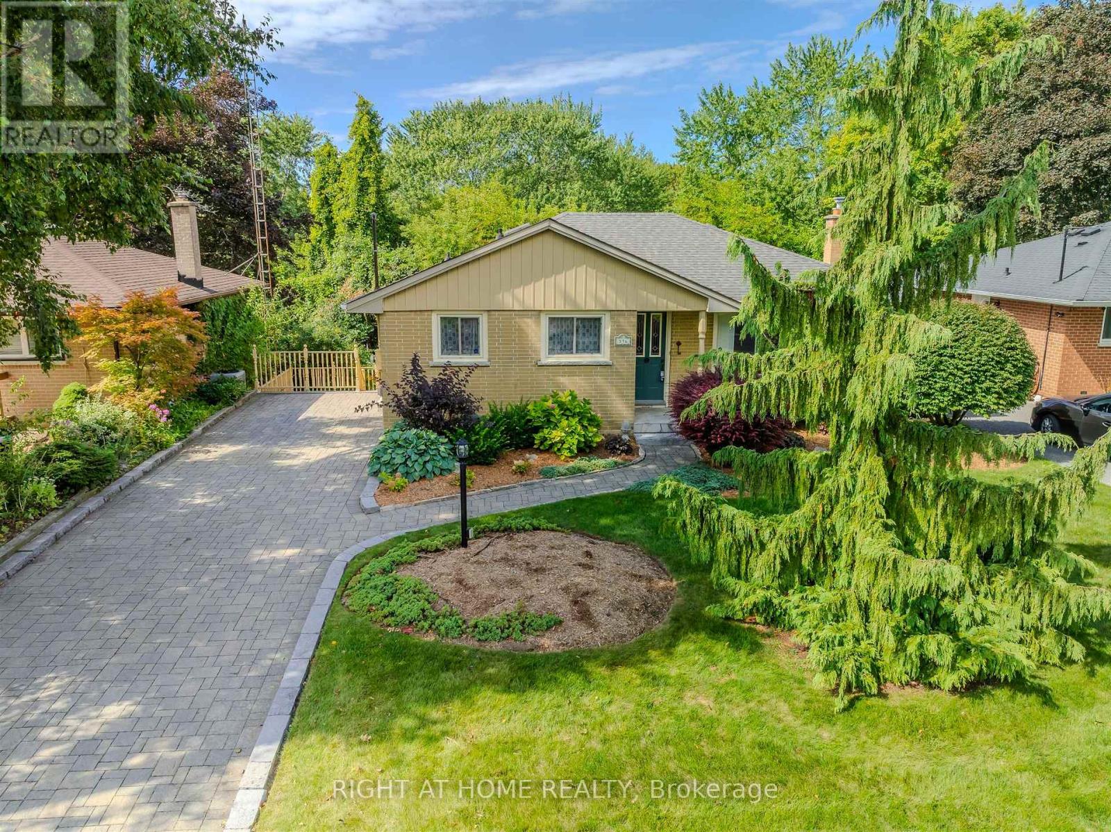 Property image for 596 WYCHWOOD STREET|Oshawa (O'Neill), Ontario L1G2T3