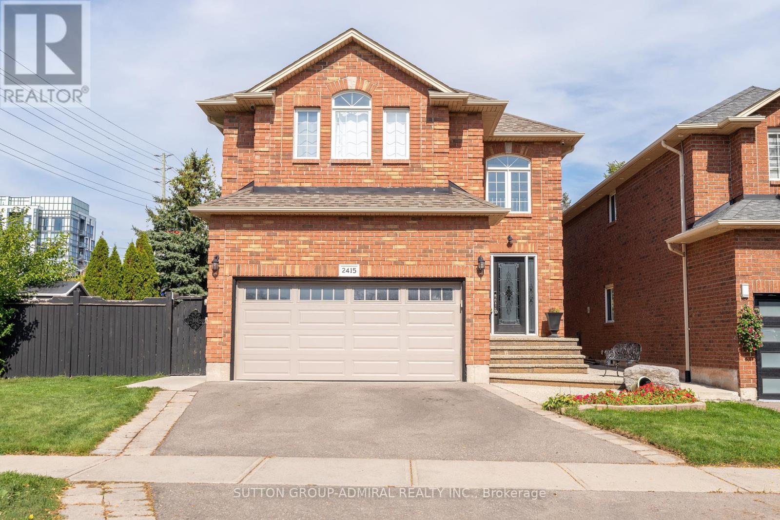 Property image for 2415 VALLEY HEIGHTS CRESCENT|Oakville (RO River Oaks), Ontario L6H6X2