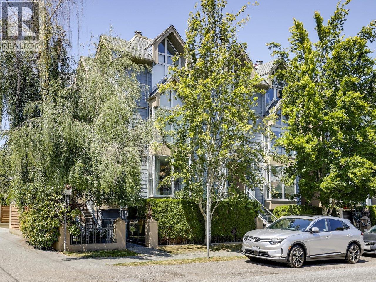 3005 LAUREL STREET|Vancouver, British Columbia V5Z3T6