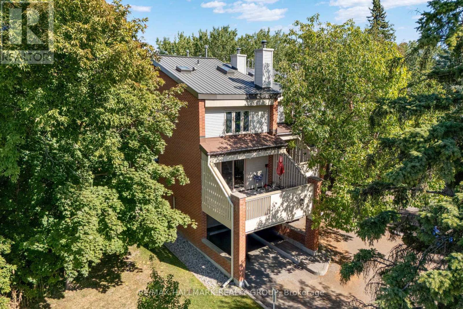 Property image for 1 - 60 GREENFIELD AVENUE|Ottawa, Ontario K1S0X7