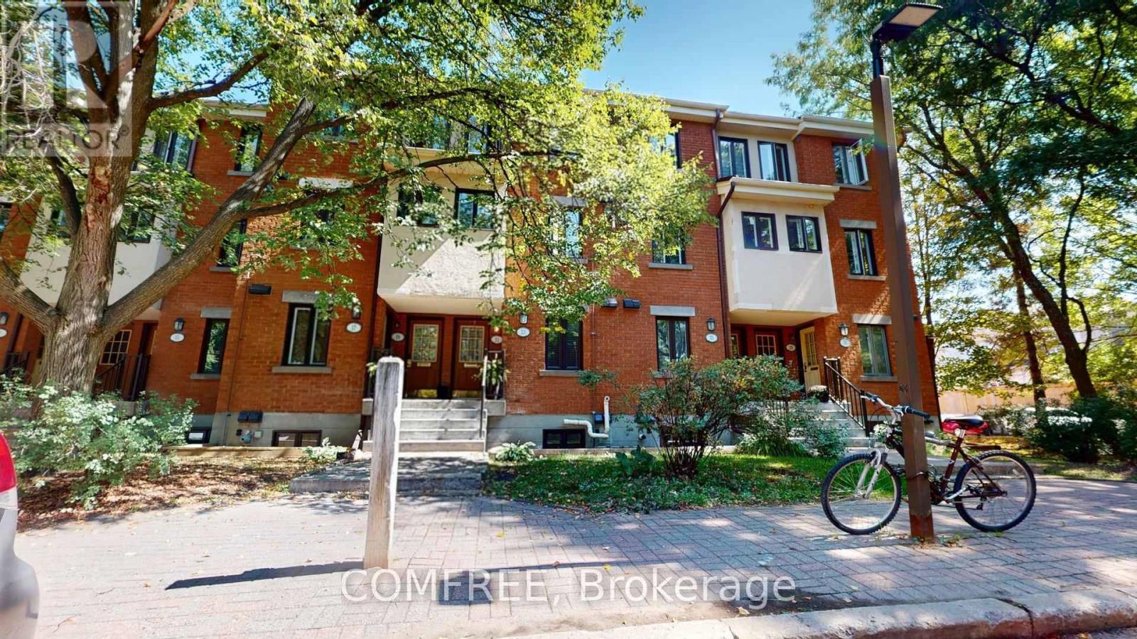 Property image for 100 - 23 BLUE MOON PRIVATE|Ottawa, Ontario K1K4K5