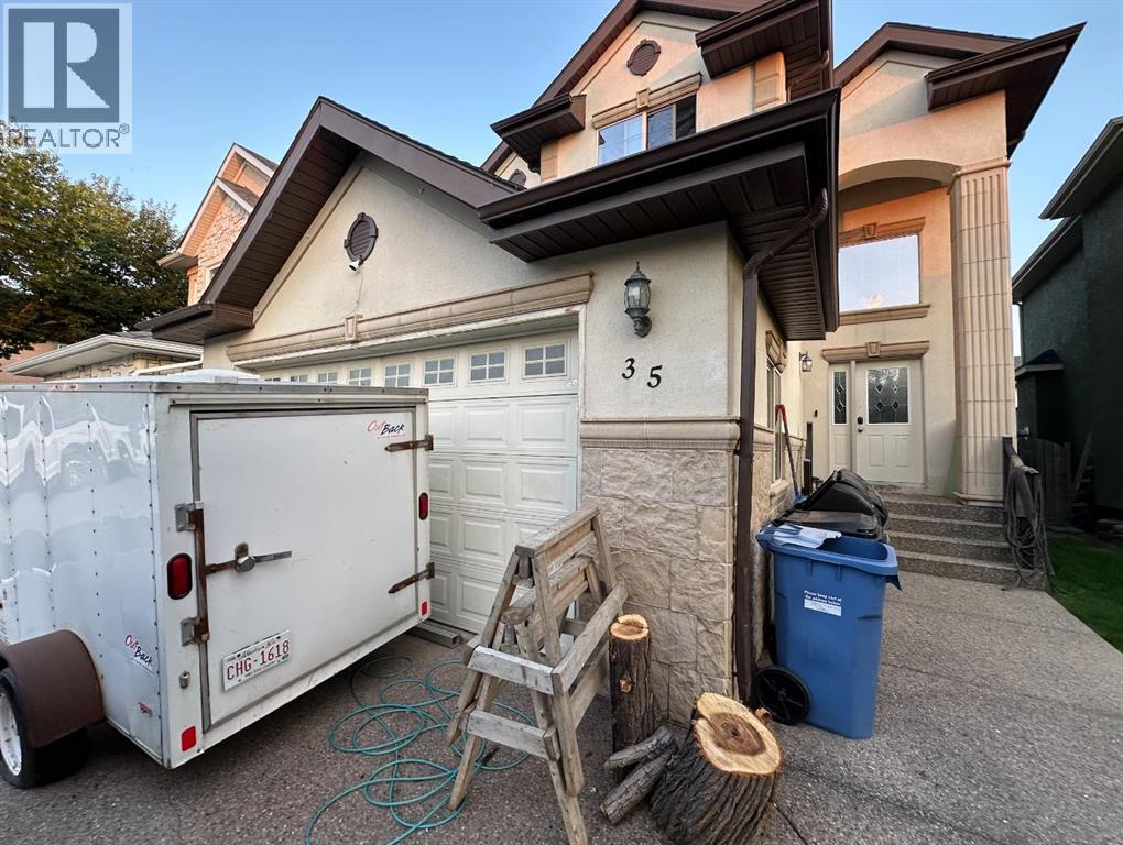 35 Cranleigh Drive SE|Calgary, Alberta T3M1G7
