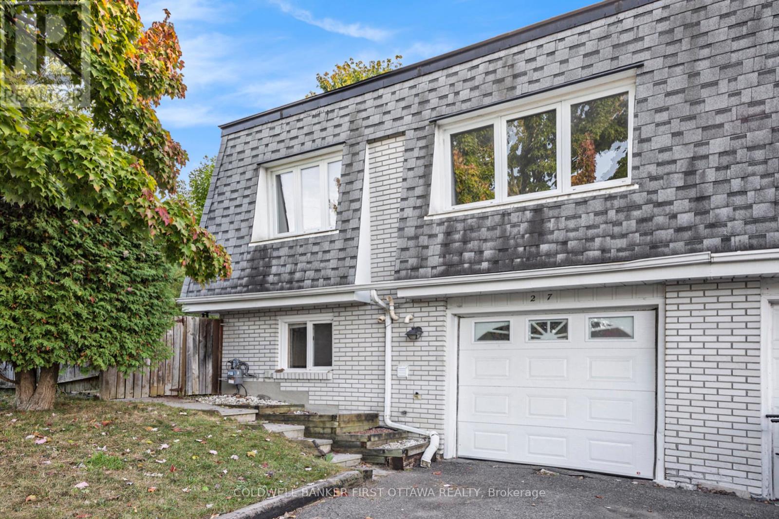 27 ARIEL COURT|Ottawa, Ontario K2H8J1