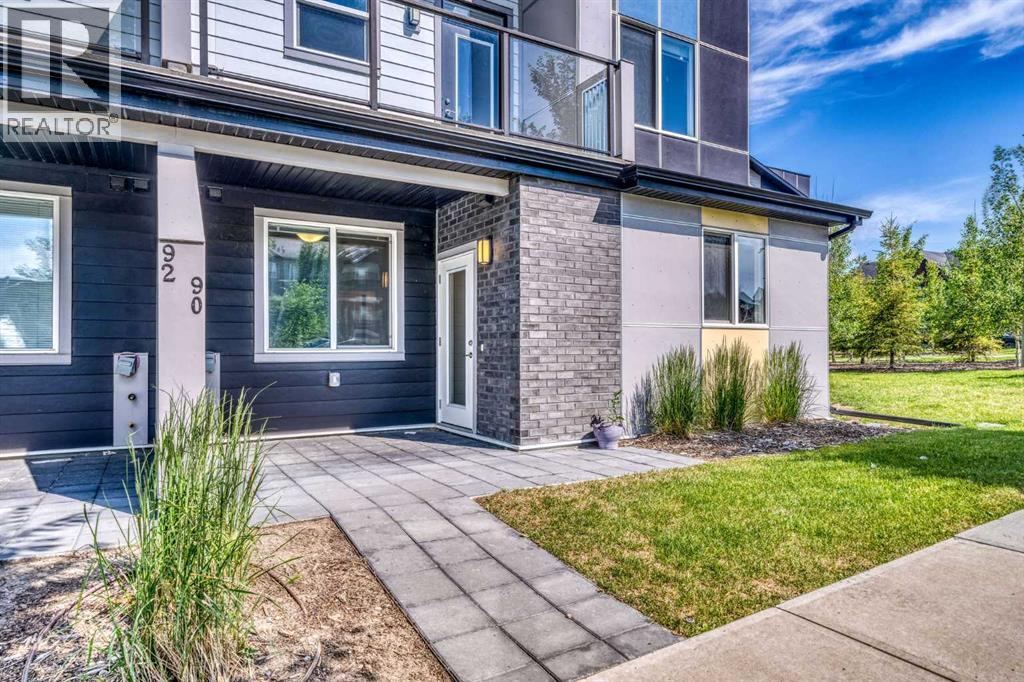 90 Redstone Way NE|Calgary, Alberta T3N1M6