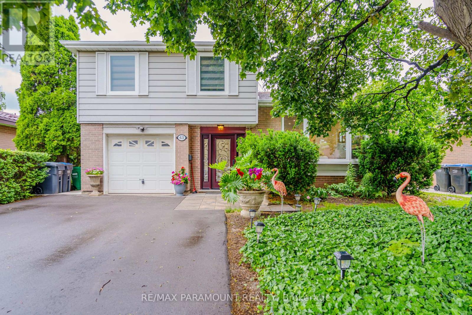 Property image for 43 BROMLEY CRESCENT|Brampton (Avondale), Ontario L6T1Z2