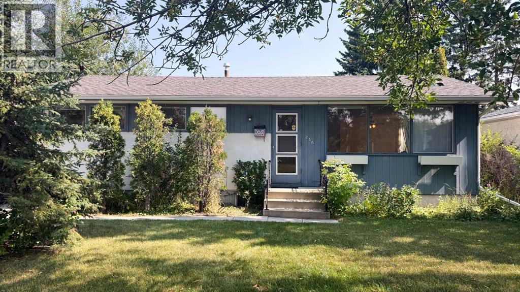 Property image for 236 Westwood Drive SW|Calgary, Alberta T3C2W3