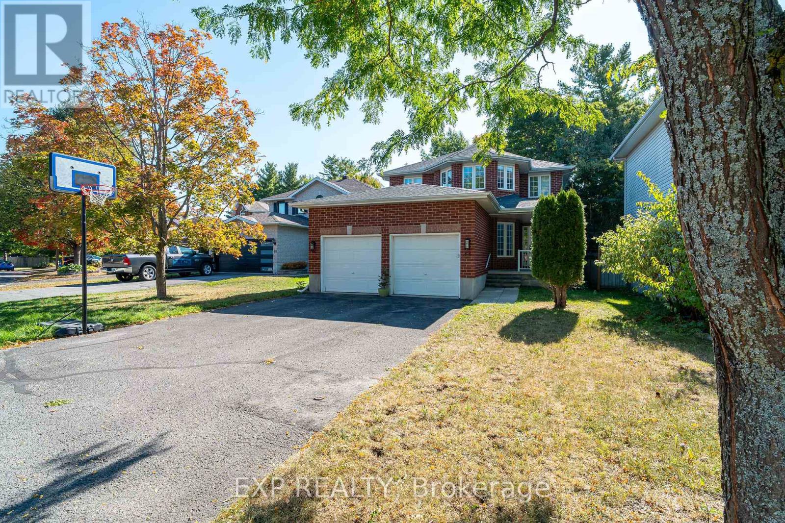 Property image for 66 NEWCASTLE AVENUE|Ottawa, Ontario K2K3B5