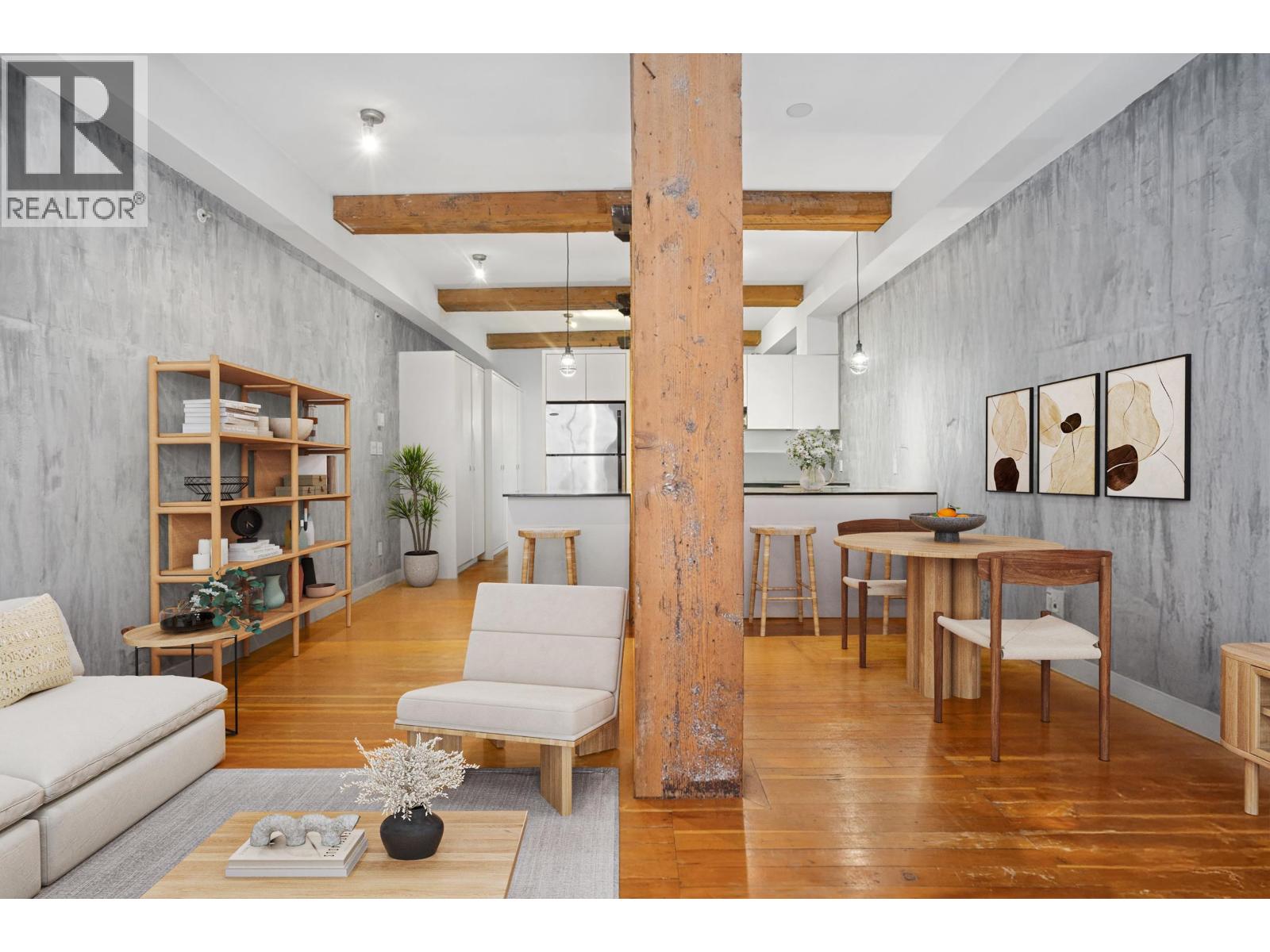 204 310 WATER STREET|Vancouver, British Columbia V6B1B6