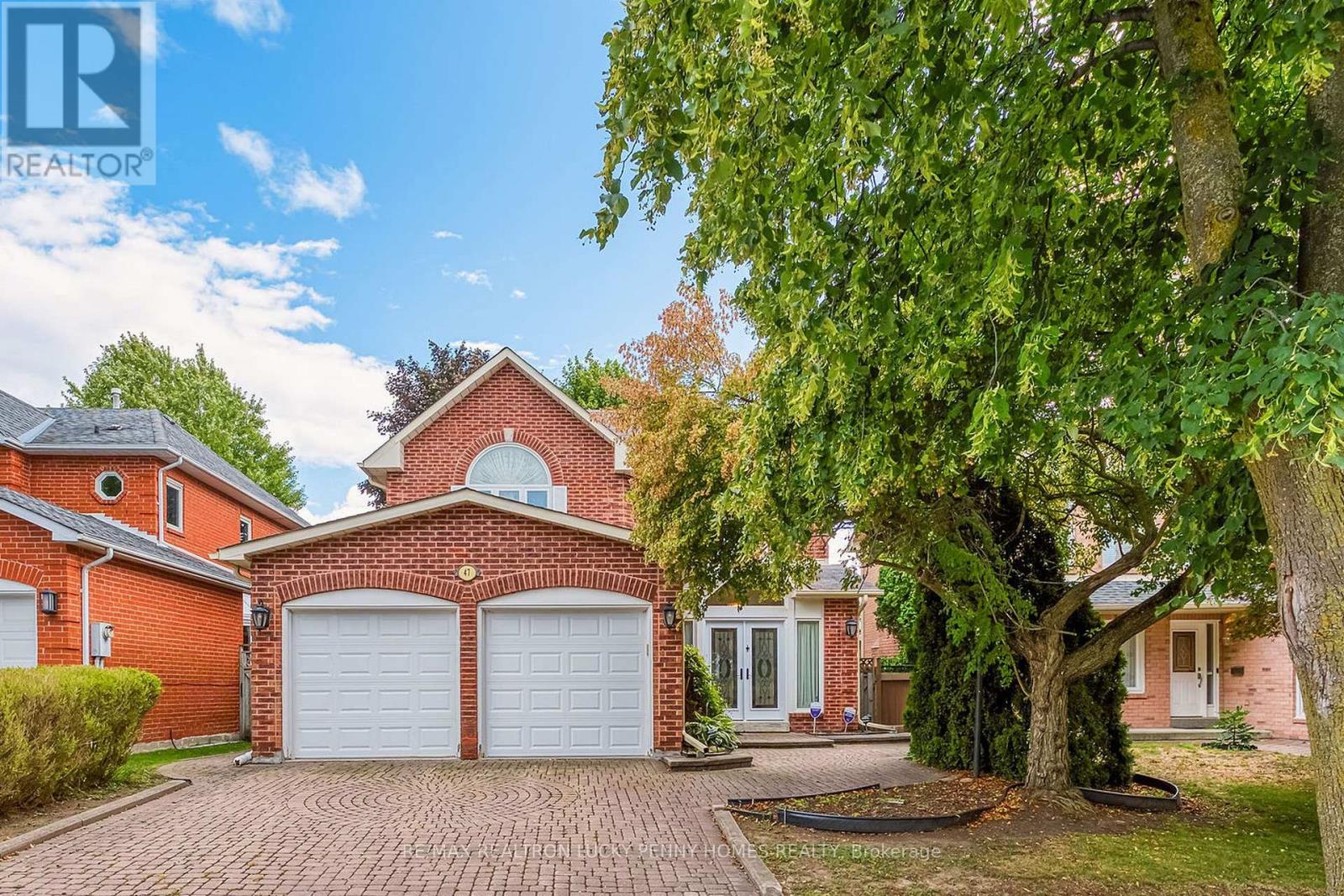 Property image for 47 TOMLINSON CIRCLE|Markham (Buttonville), Ontario L3R9K1