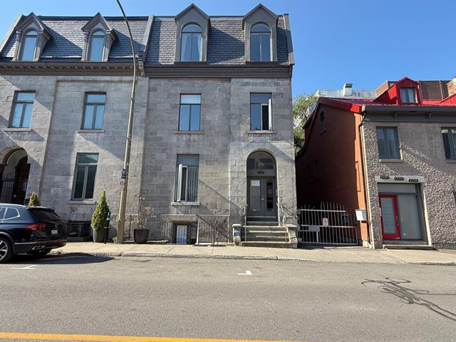 1216 Rue St-Hubert|#9|Montréal (Ville-Marie), Quebec H2L3Y5