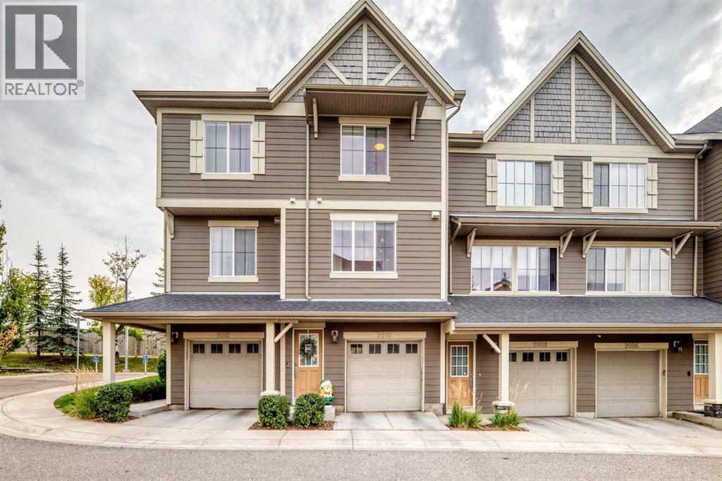 2010, 125 Panatella Way NW|Calgary, Alberta T3K0R9