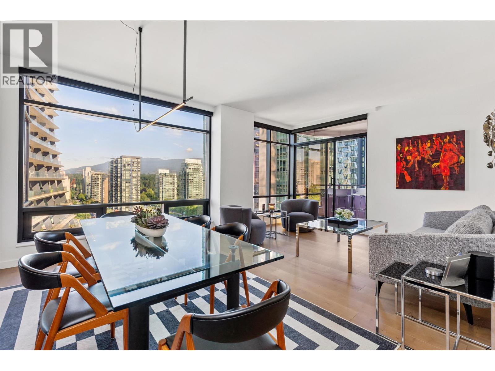 8C 1500 ALBERNI STREET|Vancouver, British Columbia V6G3C9