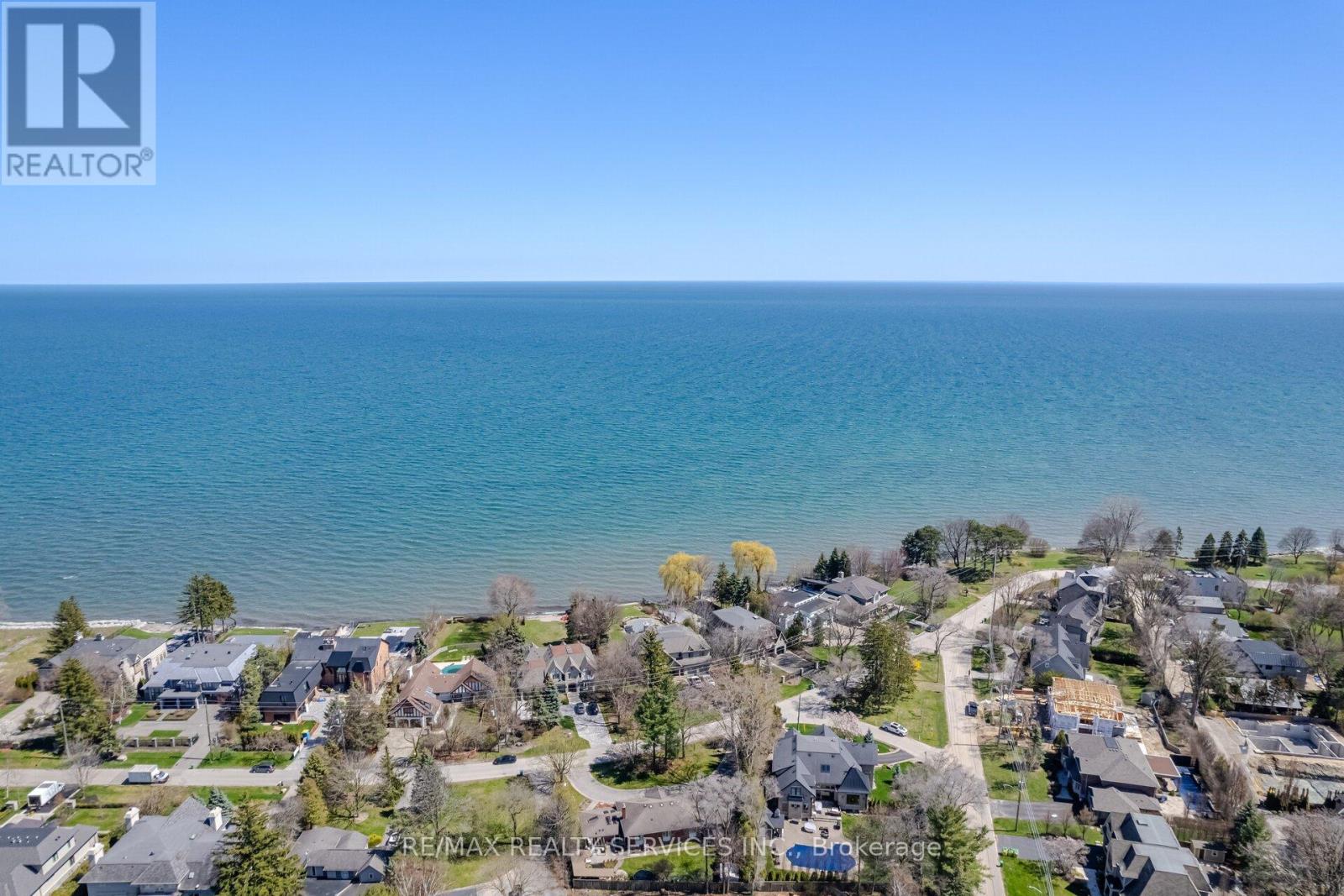 Property image for 1607 WATERSEDGE ROAD|Mississauga (Clarkson), Ontario L5J1A6