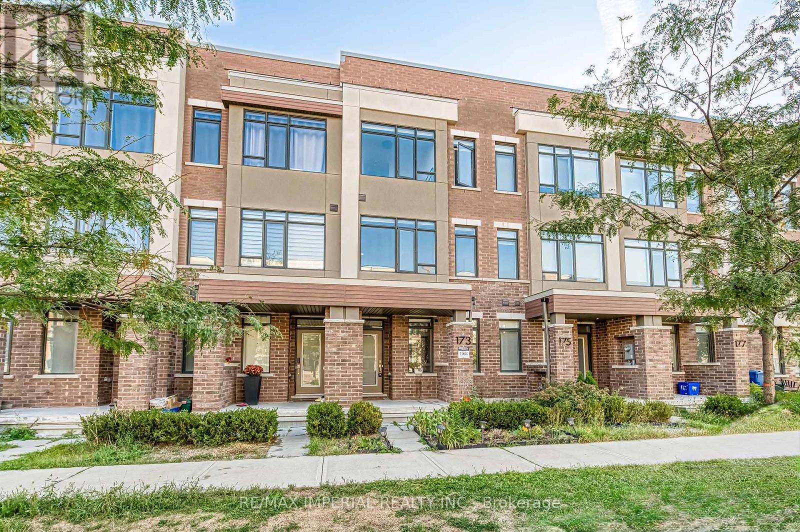 Property image for 173 SALTERTON CIRCLE|Vaughan, Ontario L6A4Z1