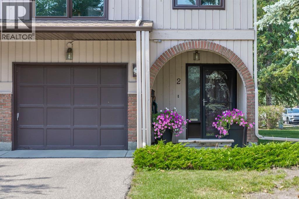 Property image for 2 Canterbury Gardens SW|Calgary, Alberta T2W2S9