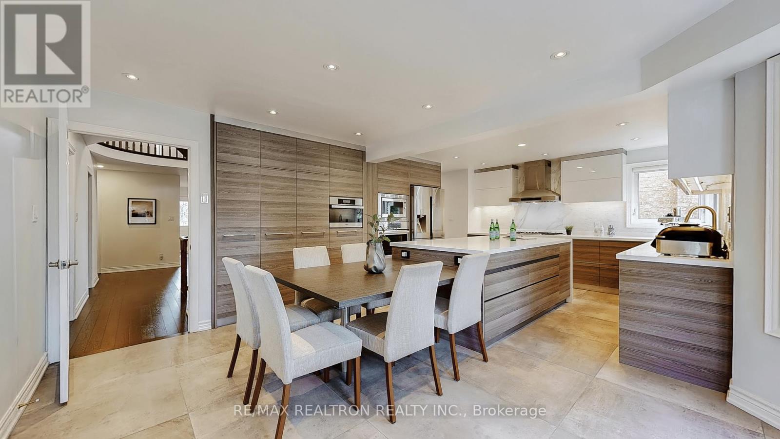 Property image for 20 EDINBURGH DRIVE|Richmond Hill (Doncrest), Ontario L4B1W3