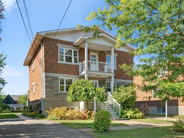 220-222 Rue Léo|Longueuil (Le Vieux-Longueuil), Quebec J4G1J3