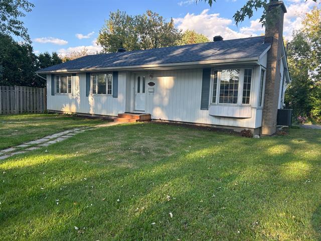 Property image for 365 Av. Stream|Dorval, Quebec H9S2P8