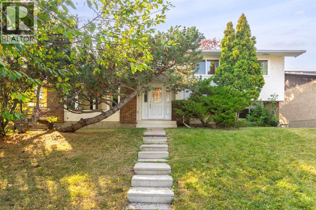 207 Whiteview Bay NE|Calgary, Alberta T1Y1R8