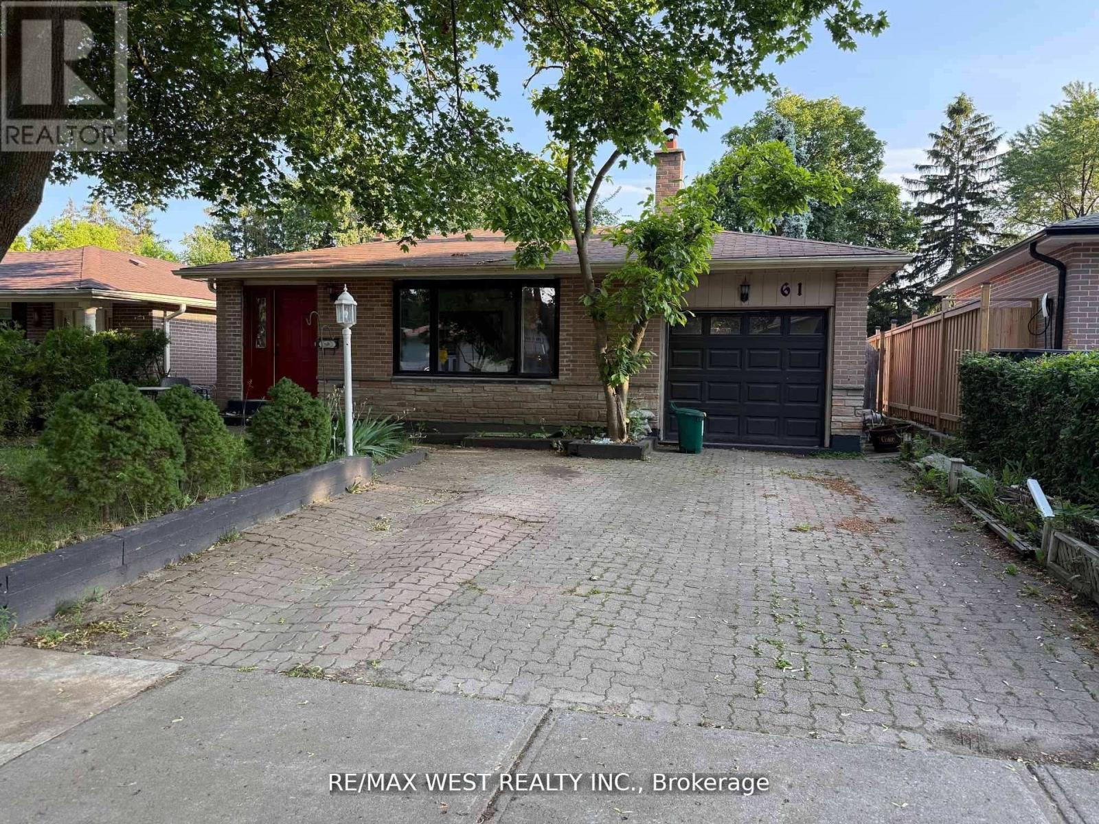 61 ROMFIELD CIRCUIT|Markham (Royal Orchard), Ontario L3T3H4