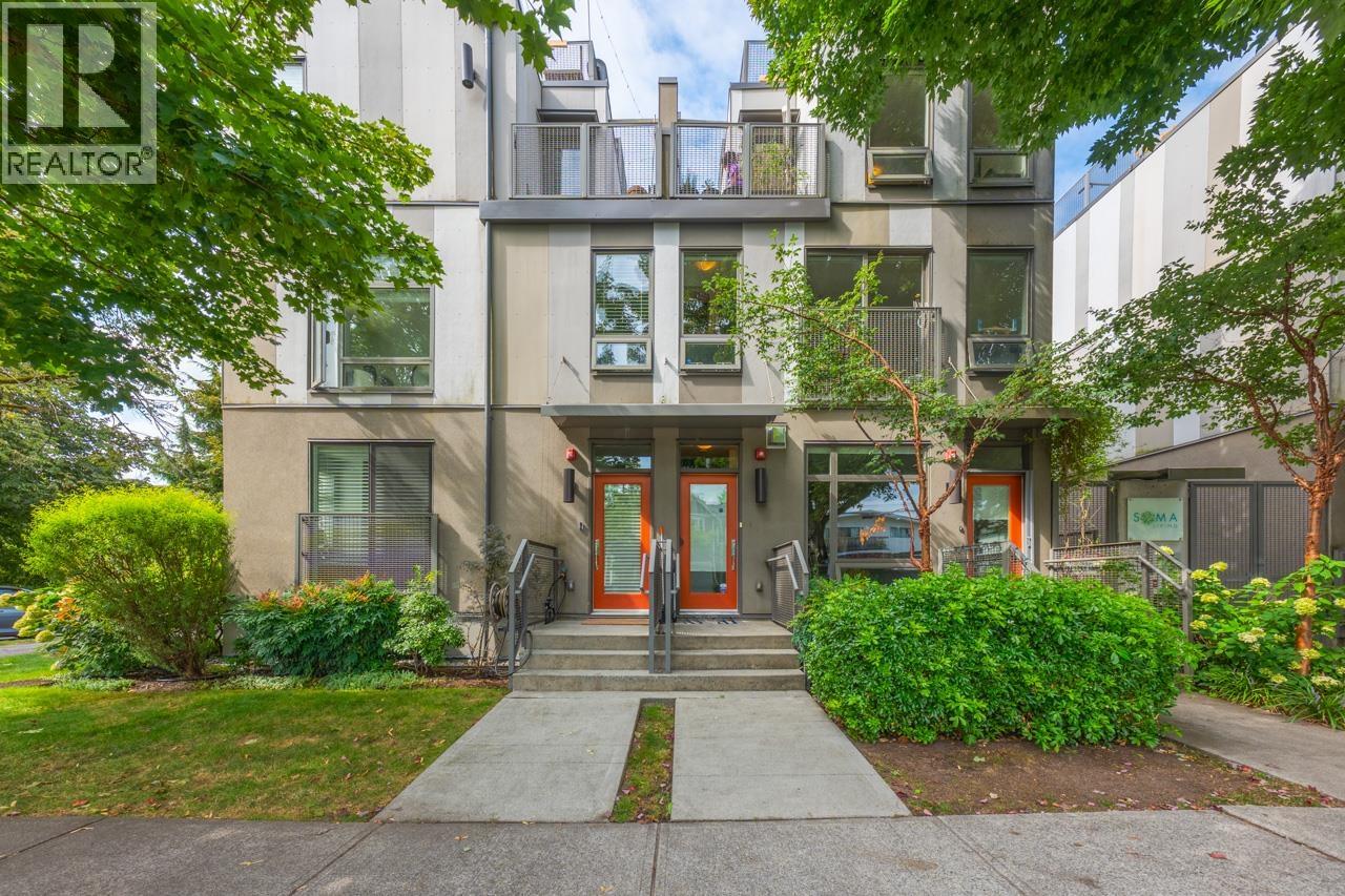 3197 ST. GEORGE STREET|Vancouver, British Columbia V5T3R9