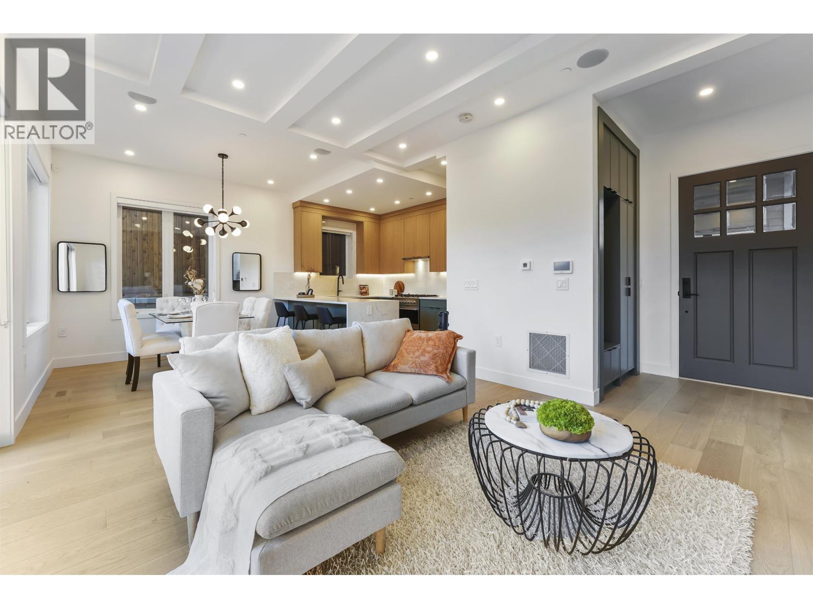 Property image for 2 1322 E 13TH AVENUE|Vancouver, British Columbia V5N2B6