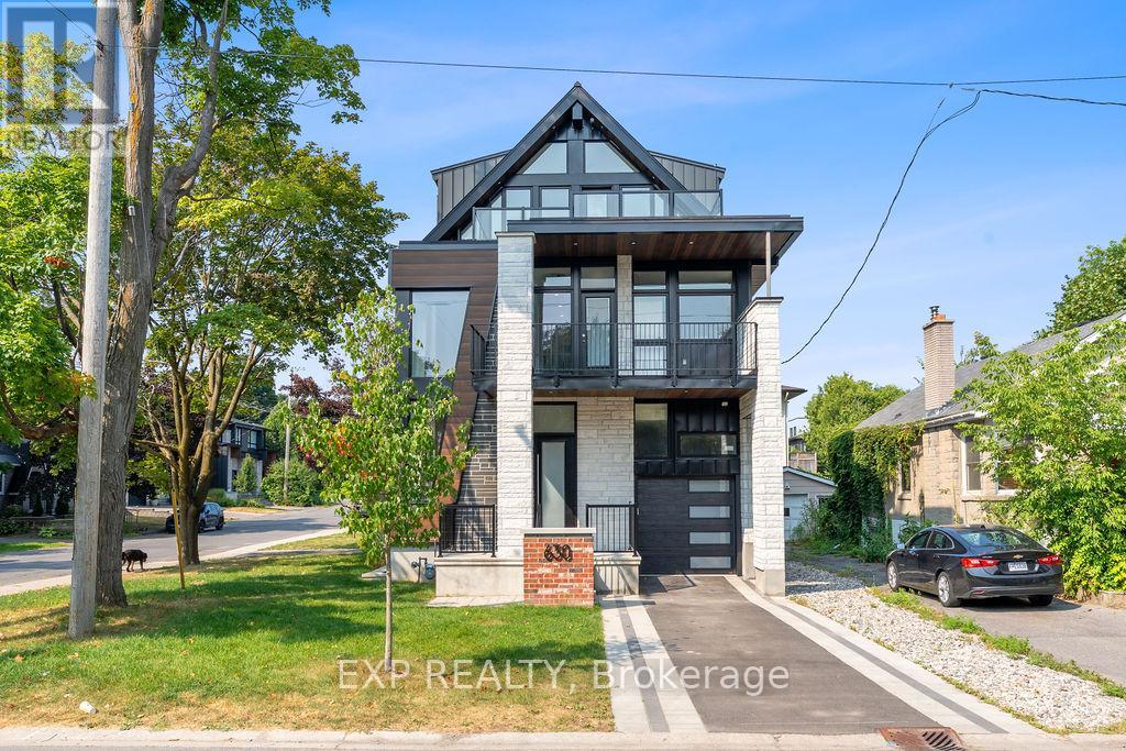 Property image for 630 TWEEDSMUIR AVENUE|Ottawa, Ontario K1Z5P5
