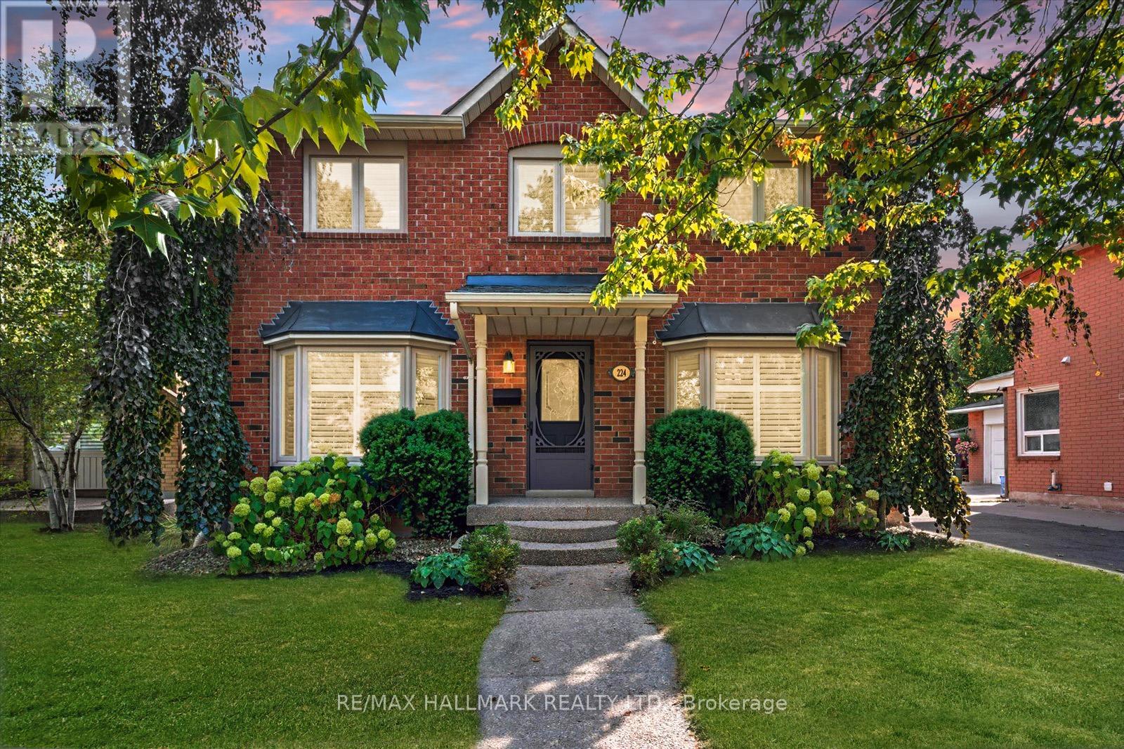 Property image for 224 O'DONOGHUE AVENUE|Oakville (RO River Oaks), Ontario L6H3W6