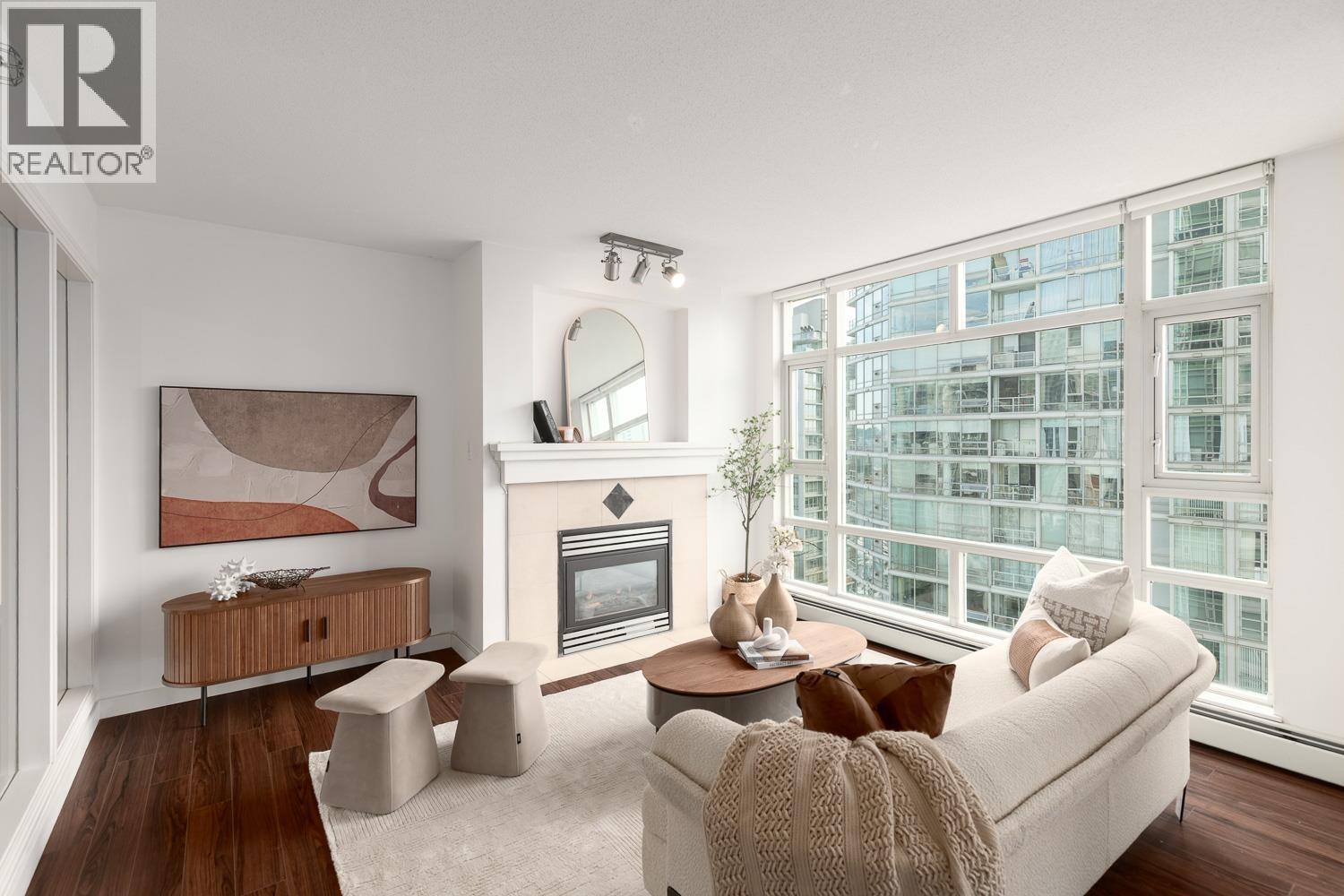 1907 1199 MARINASIDE CRESCENT|Vancouver, British Columbia V6Z2Y2