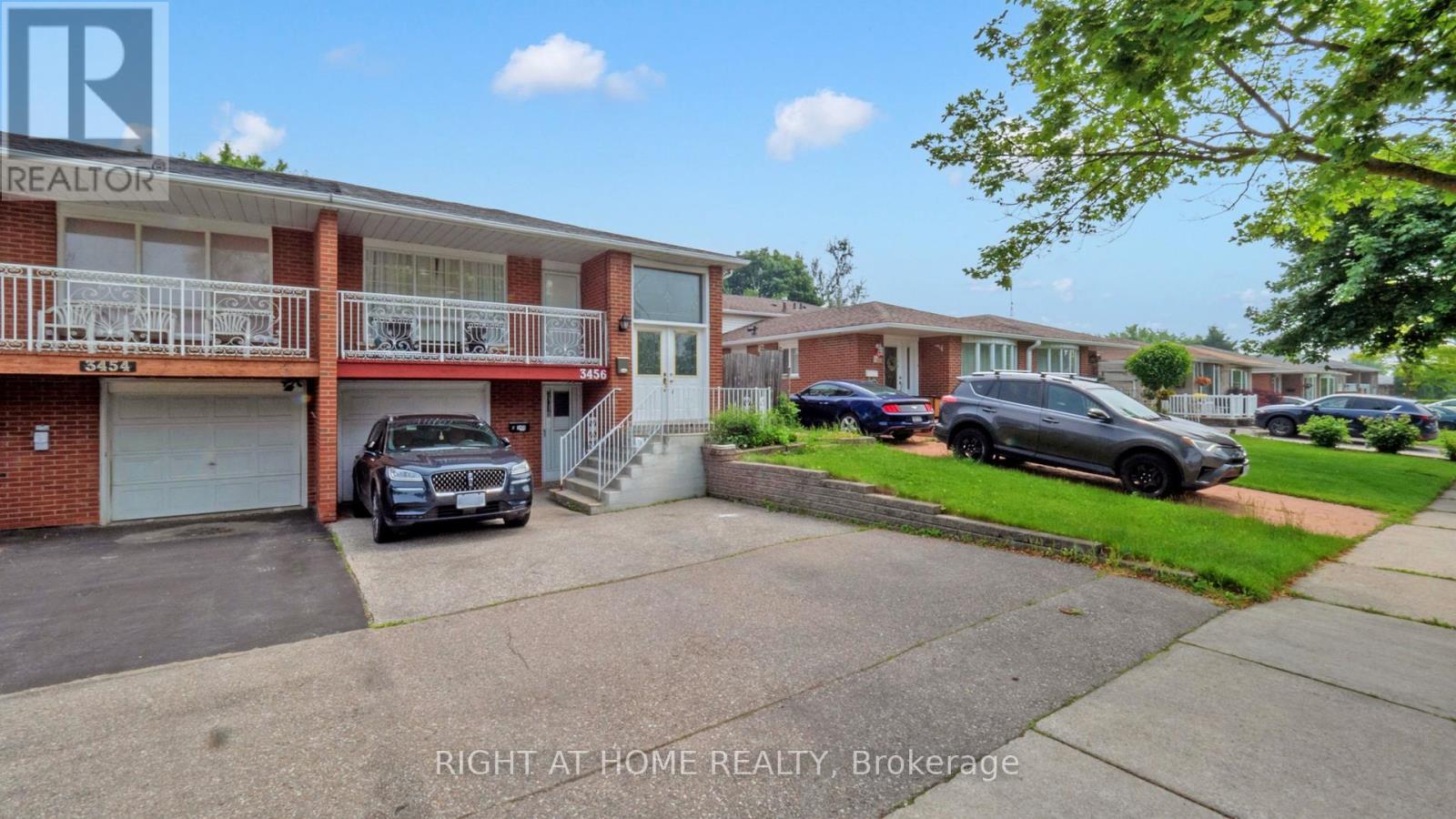 Property image for 3456 OAKGLADE CRESCENT|Mississauga (Erindale), Ontario L5C1X5