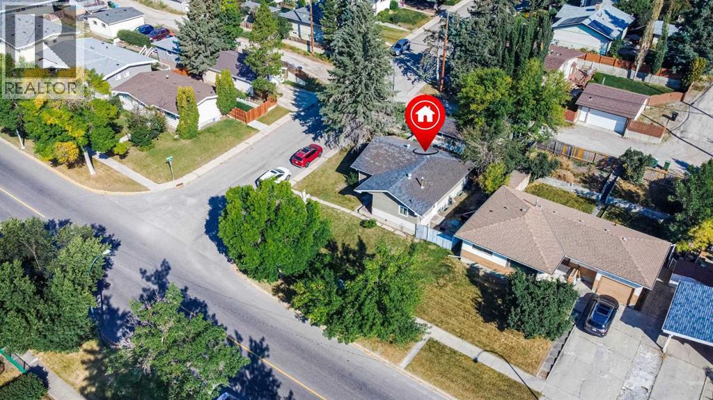 4 Cheyenne Crescent NW|Calgary, Alberta T2L0Z2