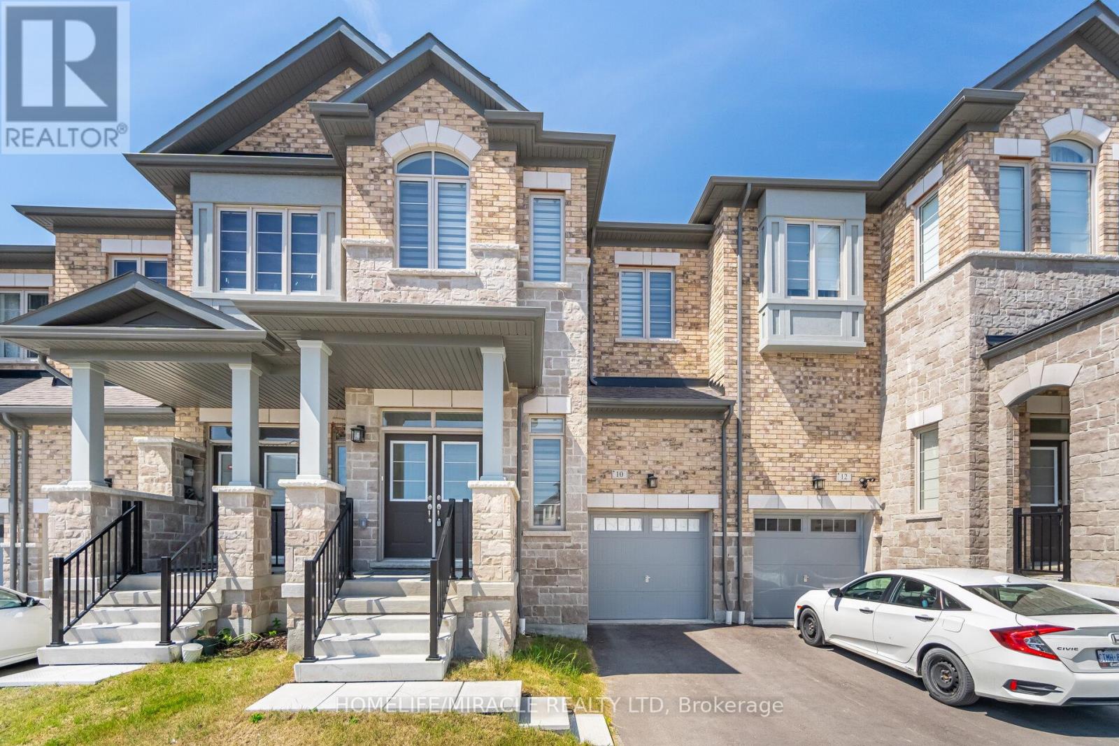 Property image for 10 VAN WART STREET|Whitby, Ontario L1P0P8