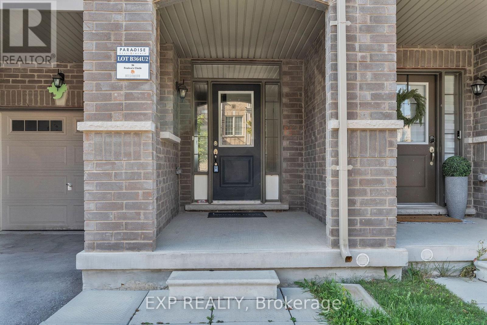 Property image for 96 FRUITVALE CIRCLE|Brampton (Northwest Brampton), Ontario M2N6K8