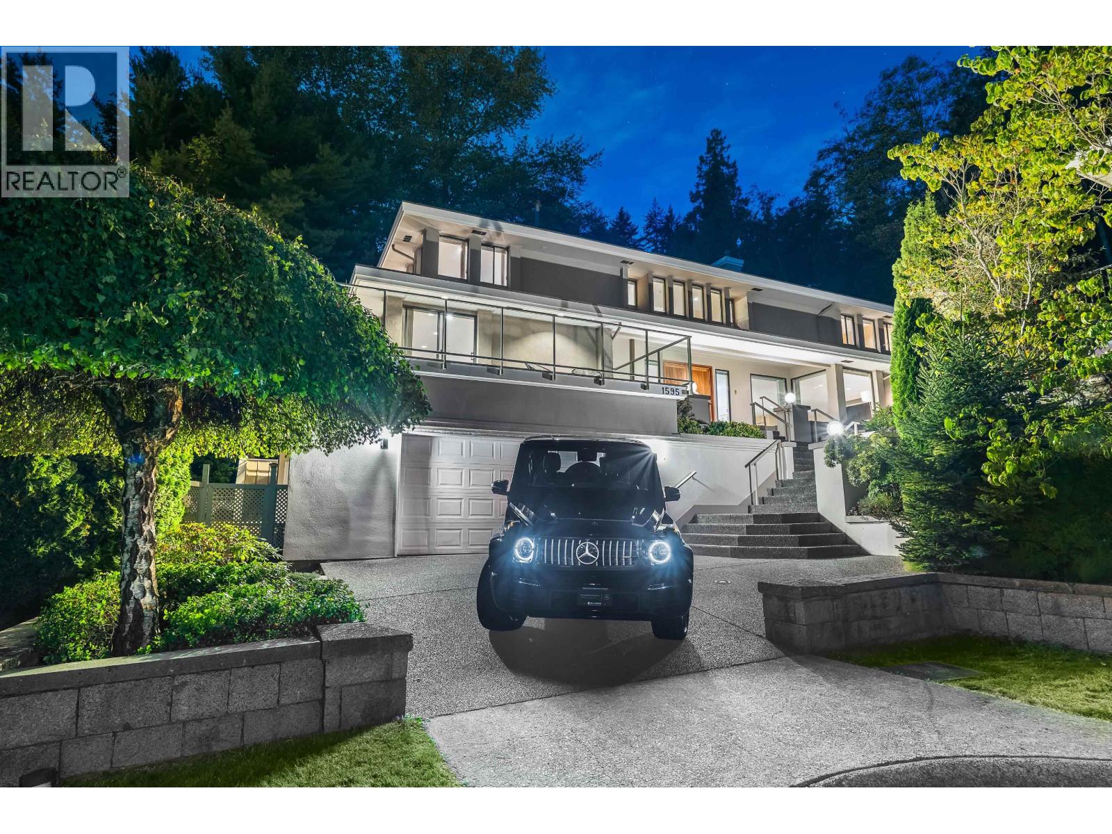 Property image for 1595 TYROL COURT|West Vancouver, British Columbia V7S3G5