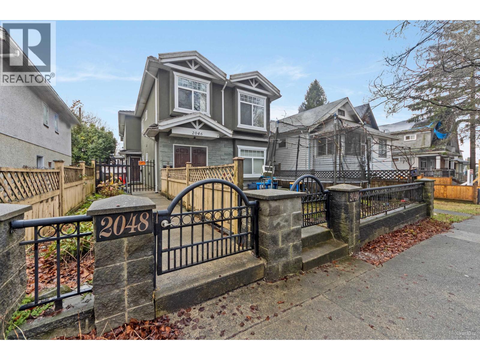 2048 E 1ST AVENUE|Vancouver, British Columbia V5N1B5
