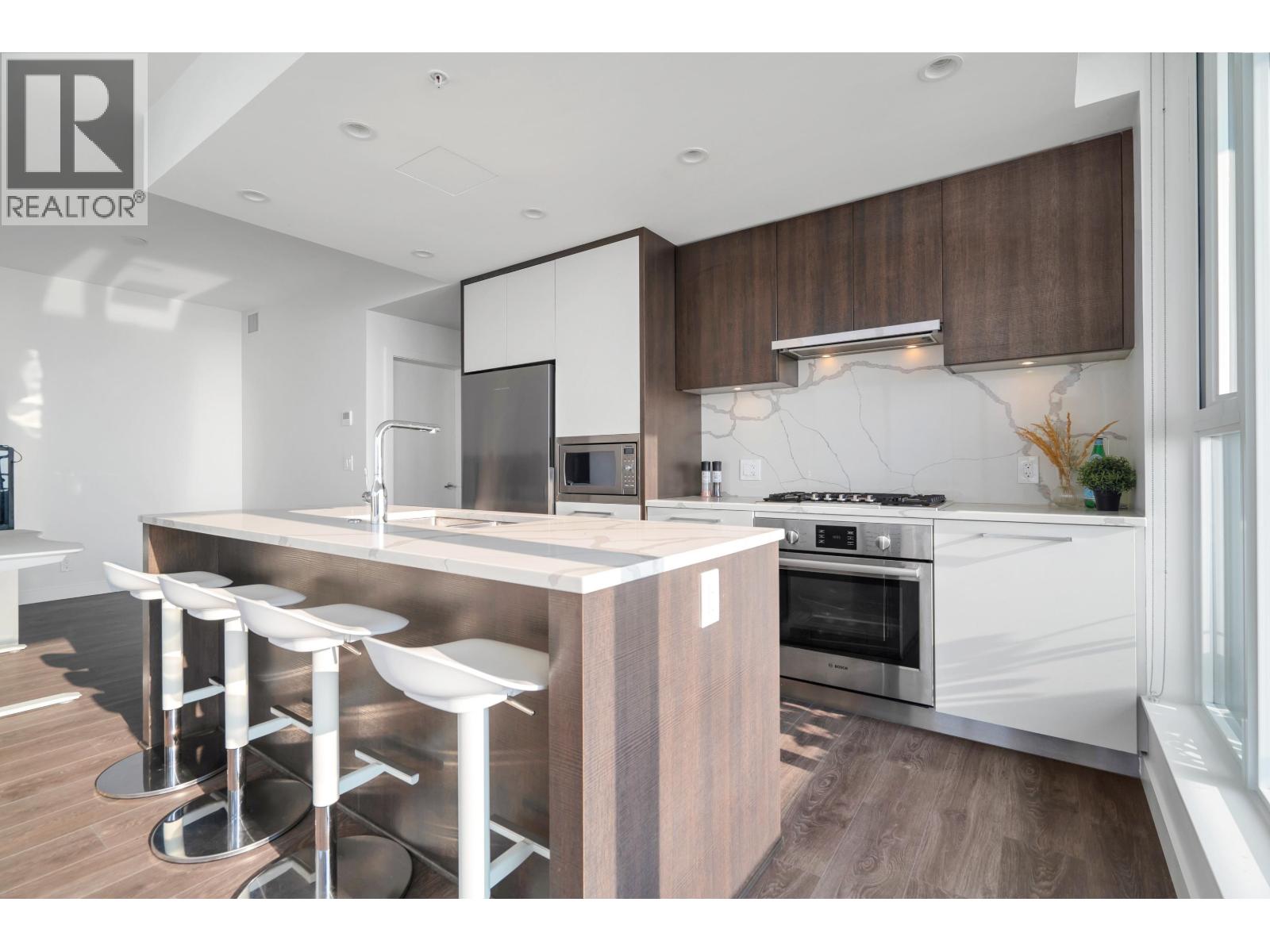 Property image for 3806 567 CLARKE ROAD|Coquitlam, British Columbia V3J0K7