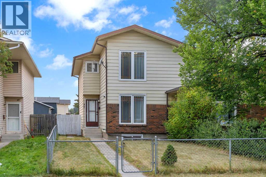 Property image for 40 Temple Place NE|Calgary, Alberta T1Y3R9