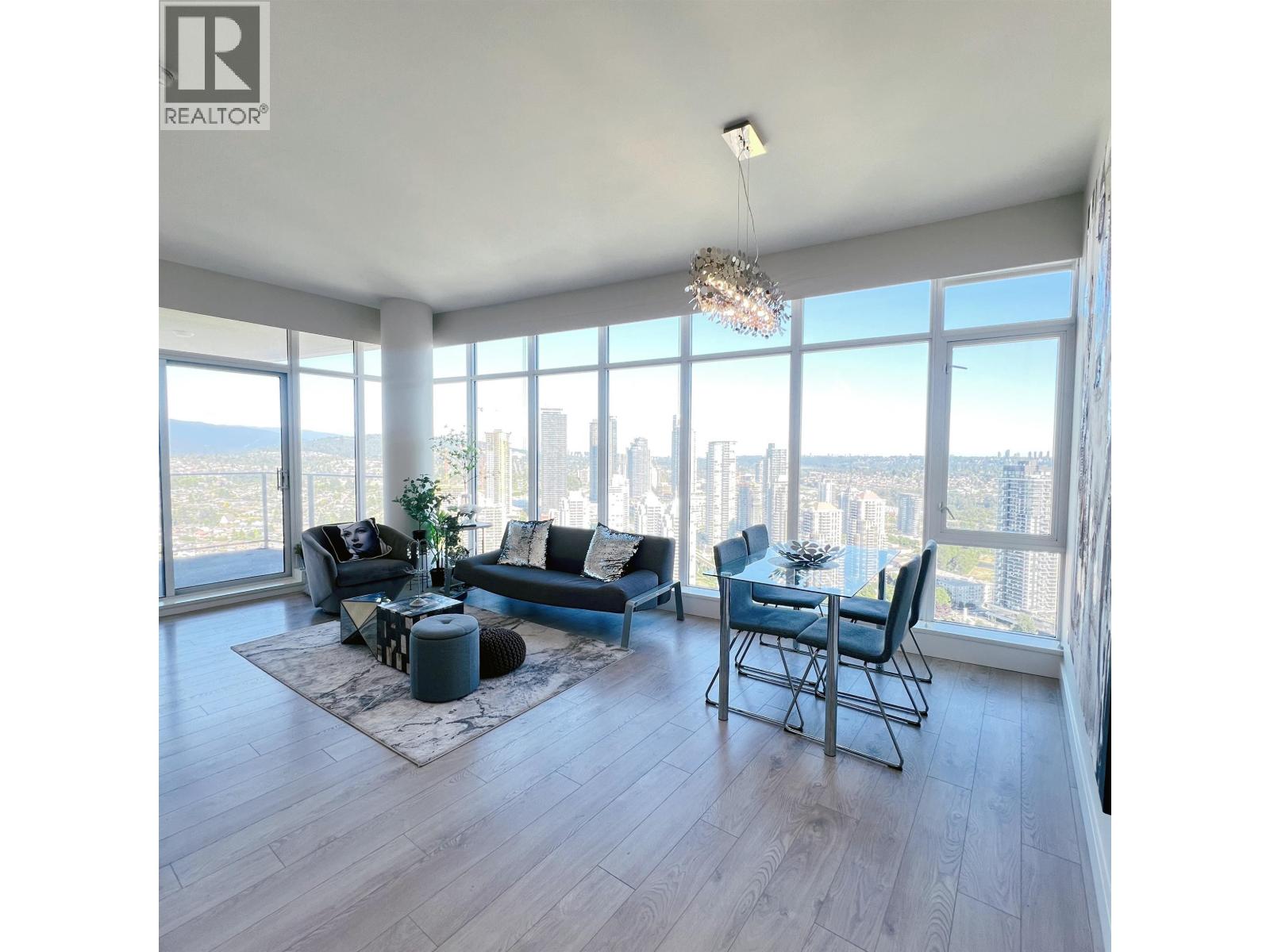 4110 1788 GILMORE AVENUE|Burnaby, British Columbia V5C0L5