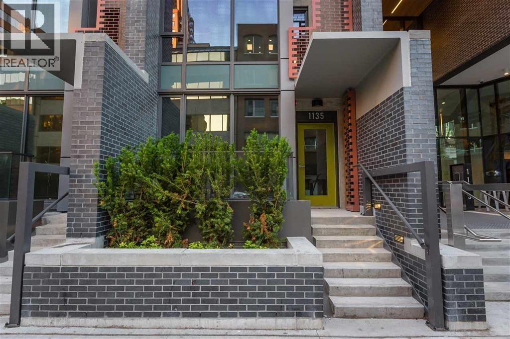 1135 HORNBY STREET|Vancouver, British Columbia V6Z1W1