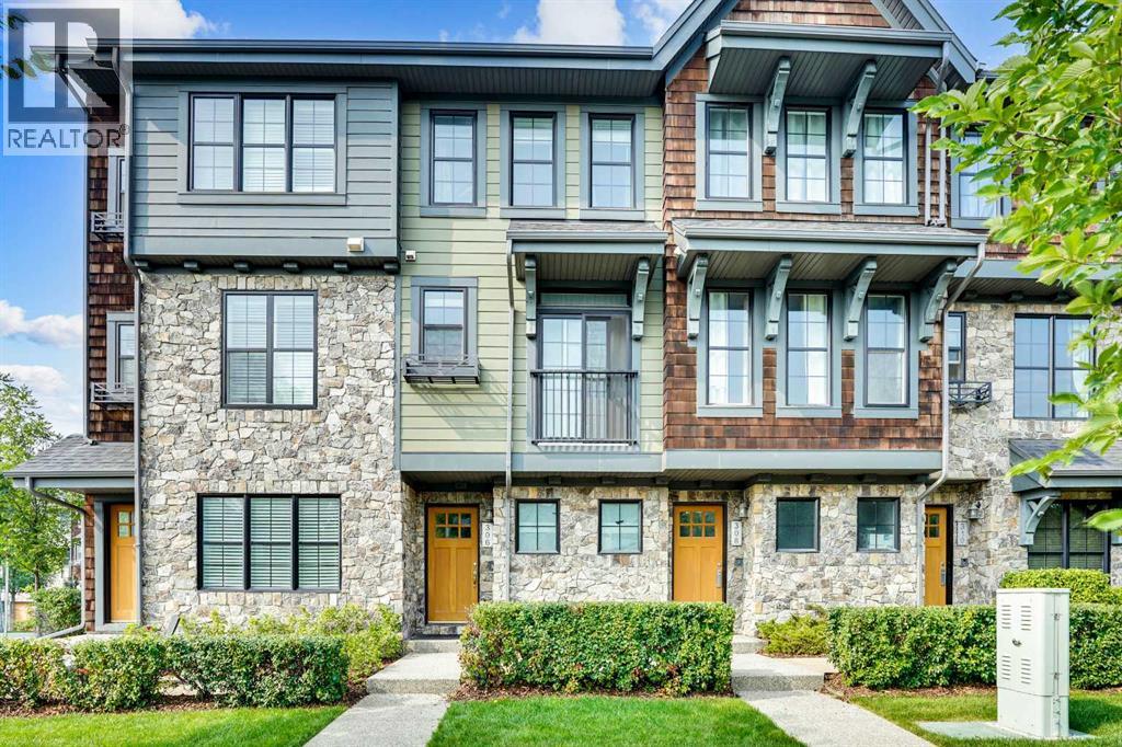 306 Ascot Circle SW|Calgary, Alberta T3H0X2