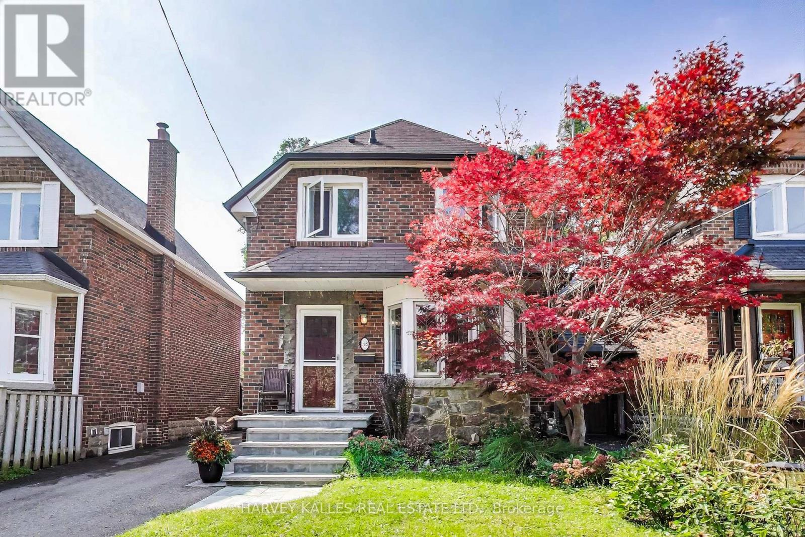 Property image for 38 COE HILL DRIVE|Toronto (High Park-Swansea), Ontario M6S3C8