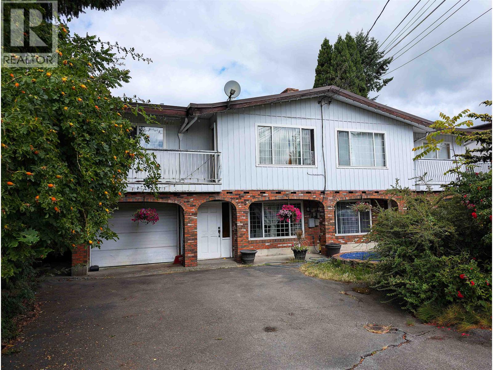 Property image for 7477-7479 HOLLY STREET|Burnaby, British Columbia V5E2C3
